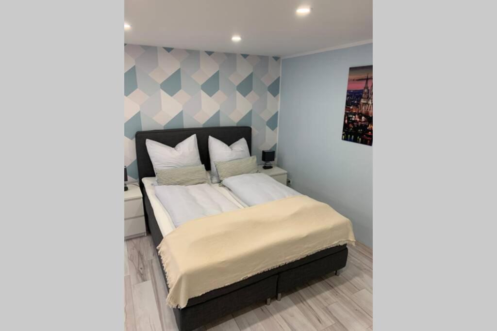 בון Modern Renovated Apartment Suited For Business Consultants - In Close Distance To Dt, Dhl And Un Campus - Reserved Parking מראה חיצוני תמונה